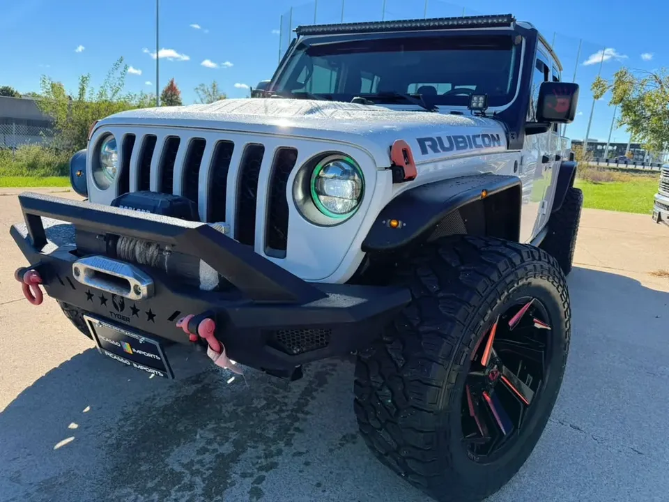 2020 JEEP Gladiator Rubicon, White, photo 1 at Picasso Imports Westfield, Indiana