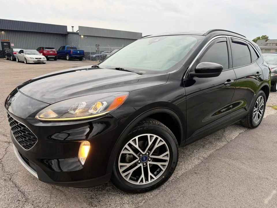 2020 Ford Escape SEL